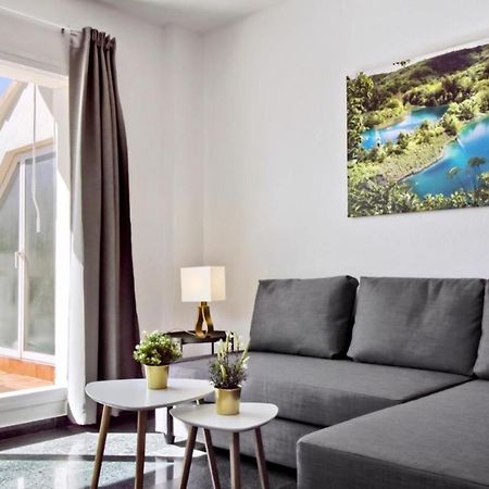 Atico Con Terraza Privada En Malaga Centro Apartment Bagian luar foto