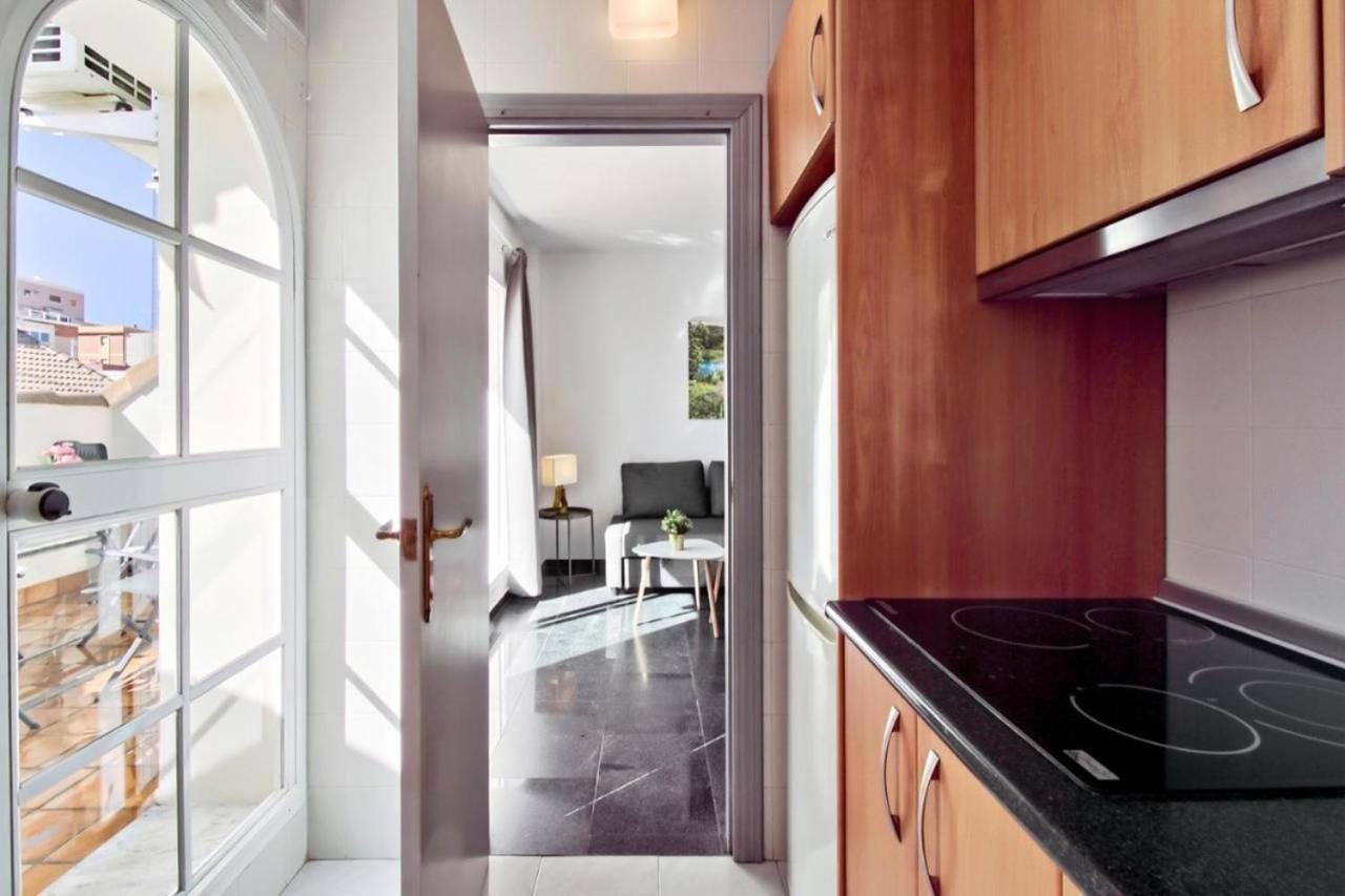 Atico Con Terraza Privada En Malaga Centro Apartment Bagian luar foto